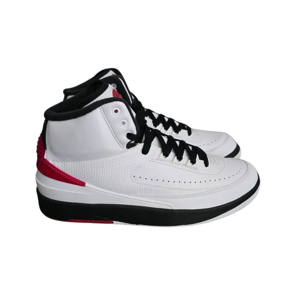 Air Jordan 2 Retro OG Chicago Sneakers Mens Size 9.5 White Red Black DX2454-106